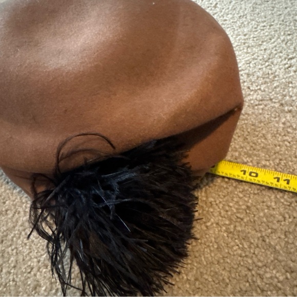 Vintage Importina 100% Wool 9” Pillbox Beret Dark Brown With Feather 1930-60’s main image 5